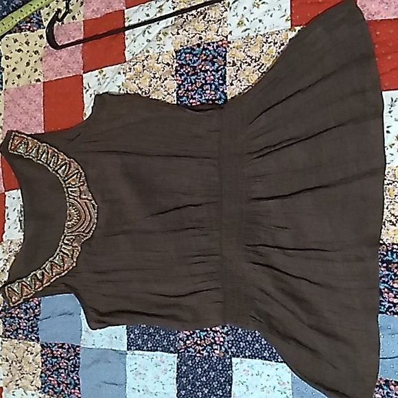 Marineblu Sleeveless Brown Shirt with Beading - Picture 2 of 7